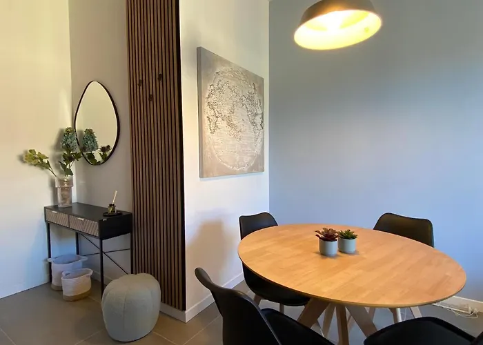 Vittoria Holiday Home